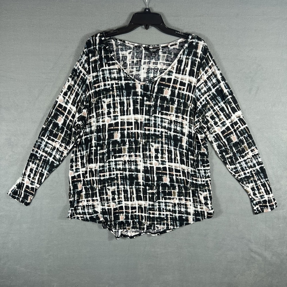 Simply Vera Vera Wang Women's 2X Plus Black White Abstract V-Neck Long Sleeve